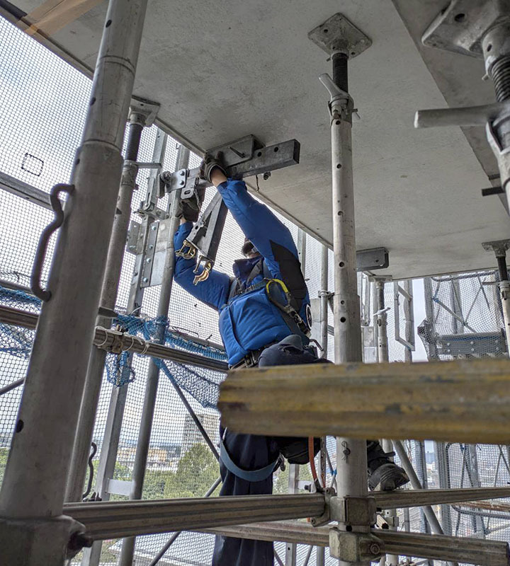 外部足場組み立て(足場工事)|事業案内